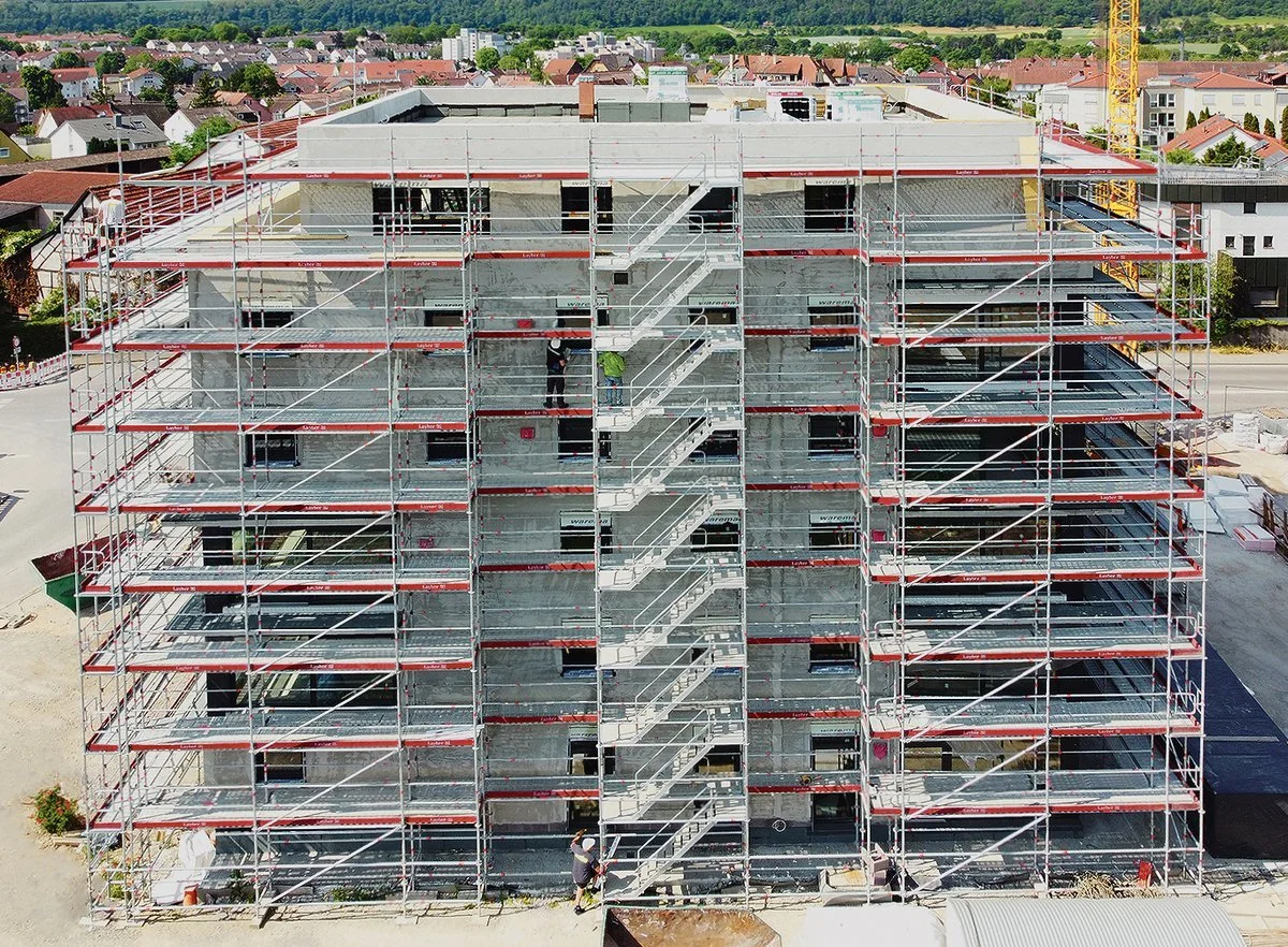 Fassadengerüst an einem Gebäude